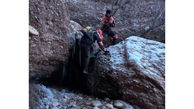 نجات 3 کوهپیمای گمشده در یک قدمی یخ زدگی + عکس