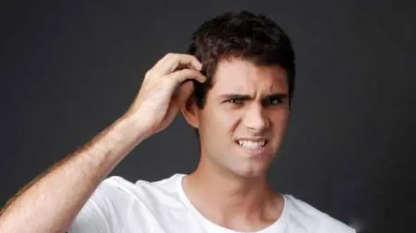 دلایل خارش پوست سر را بشناسید