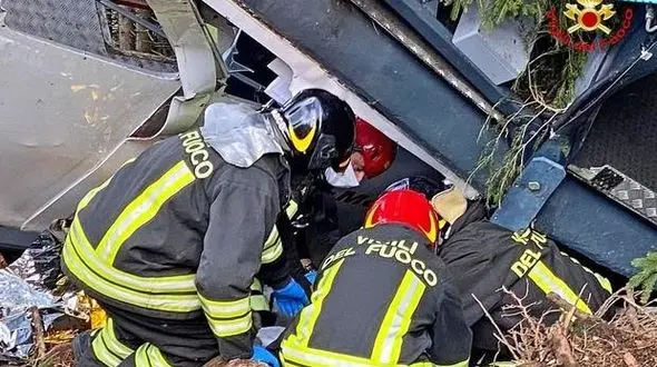 بازداشت 3 نفر در پرونده سقوط مرگبار تله‌ کابین در ایتالیا