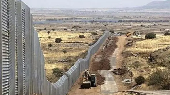 دردسر دیوار مرزی افغانستان برای کشاورزان ایرانی / زمین های ما پشت دیوار مانده است!