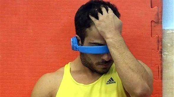 خبر بد برای وزنه‌برداری ایران؛ پارگی جزئی رباط چپ کیانوش رستمی 