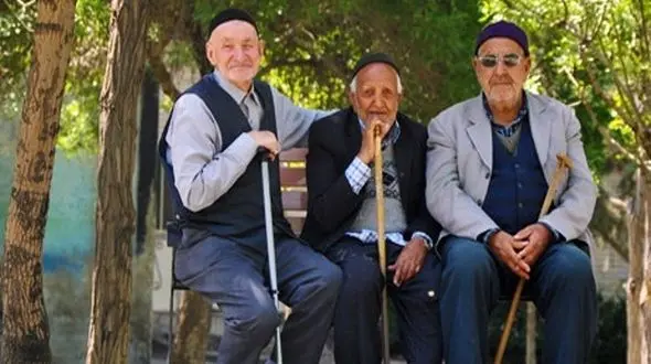 با کمتر از 10 سال سابقه بازنشسته می شوید / شرایط قانونی برای زنان و مردان ایرانی