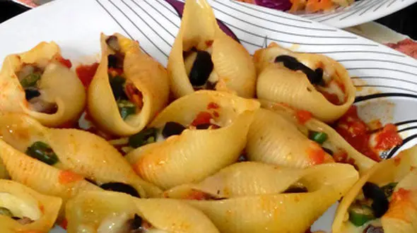 جامبوشلز فینگرفود خوشمزه برای مهمانی ها + دستور تهیه