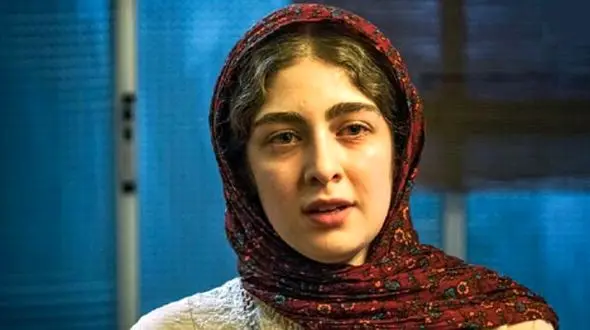 تغییرات تیپ و چهره الیکا ناصری بازیگر نقش ابرای سریال یاغی بعد از سه سال / چه قدر بزرگ و خانوم شده