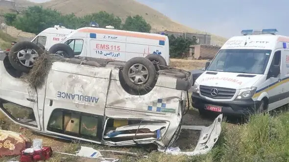  آمبولانس خودش جان گرفت ! / همراه بیمار کشته شد ! 