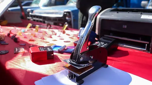 تصاویری از عجیب‌ترین مهر‌های جعلی