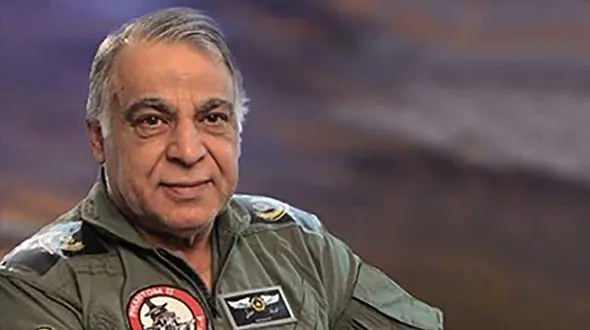 فیلم خاطره خلبان محمد صلواتی از دوران اسارتش ! / مسئول بازجویی ام دوستم بود !