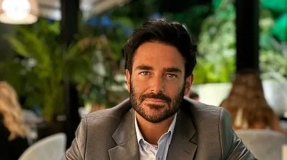 ویدیو | صحبت‌های جالب محمدرضا گلزار در مورد عشق به خدا / هرچیزی رو بیشتر از من دوست داشته باشی ازتون میگیرمش!