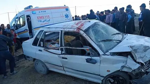 واژگونی پراید، جان راننده آن را گرفت