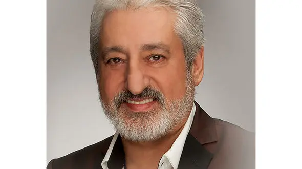 حمله به  فالش خوانی ابی در کنسرت ارمنستان !