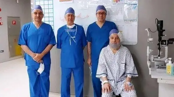 اولین عکس از حسن روحانی در بیمارستان / علت بستری شدن رئیس جمهور اسبق 