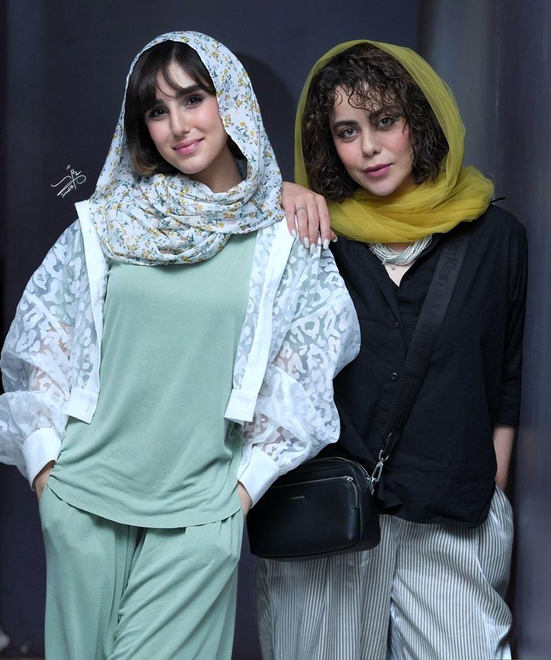  نگار نیکدل و الهام اخوان