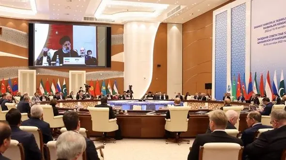 تاکید رئیس جمهور بر همکاری‌ های اقتصادی اعضای شانگهای/ آمادگی ایران برای ایفای نقش موثر در زمینه تأمین امنیت عرضه انرژی