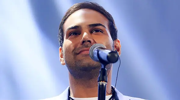 راز 7 سال پنهان ماندن چهره خواننده معروف ایرانی فاش شد +عکس