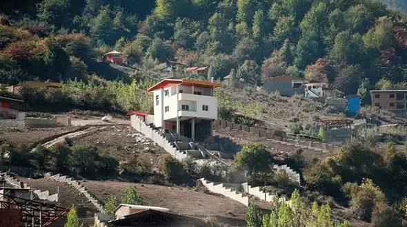 ویلاسازی ها بعد از آتش گرفتن جنگل های ایران/ مأموریت‌ سازمان جنگل‌ها، احیای مناطق خسارت‌دیده  و جلوگیری از سو استفاده است + فیلم