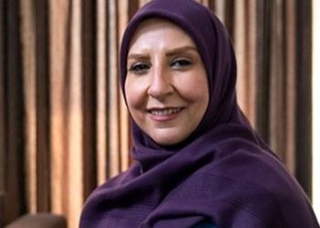 دکوراسیون شیک و سنتی خانه مرجانه گلچین بازیگر مشهور / از گلخونه و چرخ خیاطی تزئینی تا تابلو تئاتر روی دیوار!