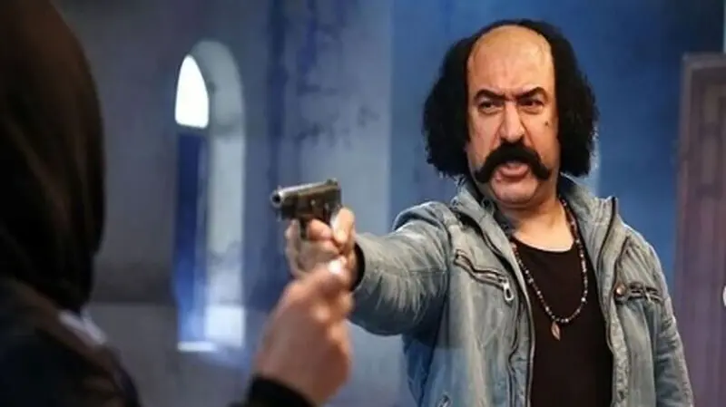 علی انصاریان در بانک زده‌ها