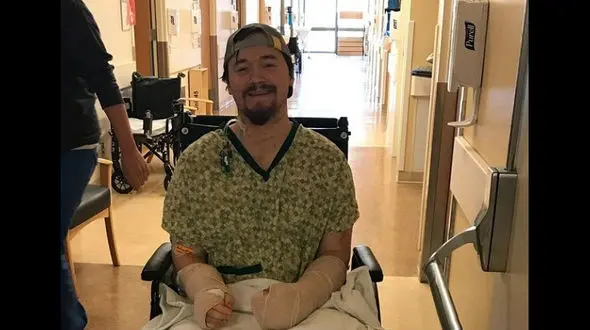 زن خارجی دستان شوهرش را با شمشیر قطع کرد/ راز تار موی زنانه در خانه چه بود؟ + عکس