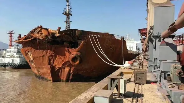 ایران رکودار حوادث نفتکش ها در جهان / وحشتناک ترین حوادث نفتکش ها در 16 سال گذشته