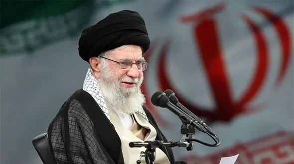 فیلم آواز باشکوه و حماسی / سروده سید علی خامنه ای رهبری شهید ایران + متن کامل