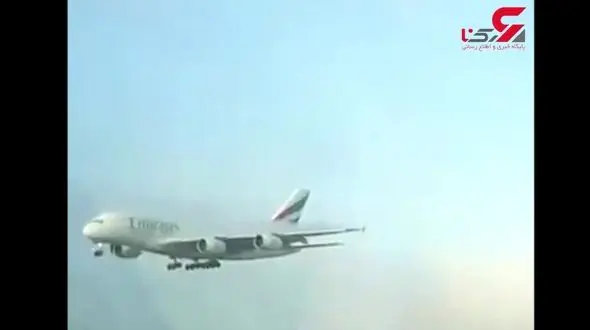 فرود نفس‌گیر هواپیما در فرودگاه مه‌آلود لندن! +فیلم 