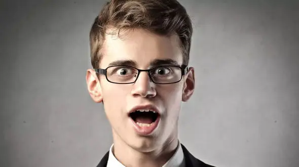 ببینید / حمل بار یک خاور با موتورسیکلت +فیلم