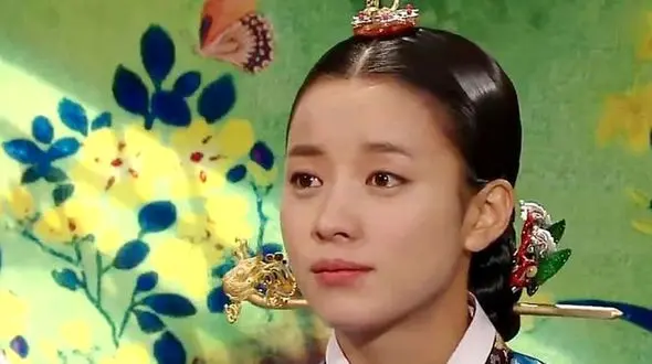  «دونگ‌یی» را در این عکس ها نمی شناسید ! / خانم مدل جذاب به چهره ای جدی !