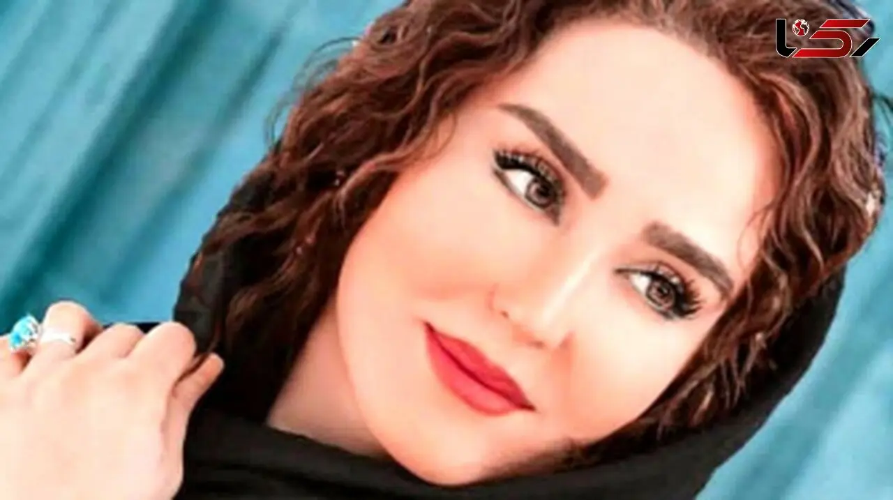 نگاهی به استایل رنگی و تینیجری  زنده‌یاد زهره فکور در ماشین خارجی و گران قیمتش