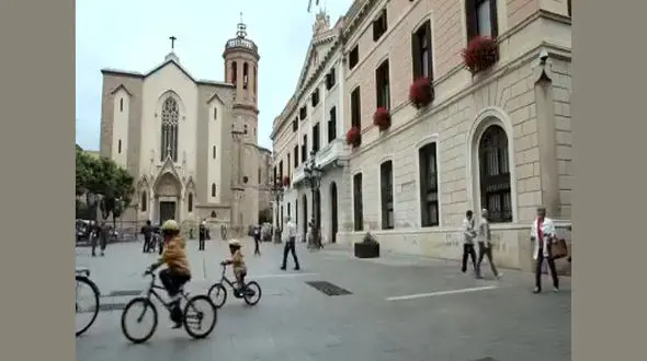 اجرای غیر منتظره /  سمفونی شماره‌ی ۹ بتهوون  به صورت «فِلَش ماب» + فیلم 