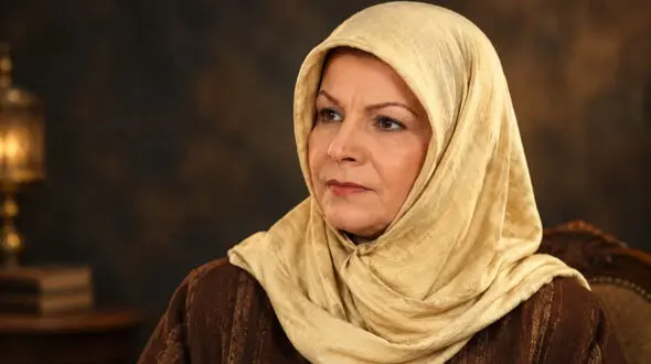 ۲۵ شهریور؛ زادروز مهین شهابی، بازیگر ماندگار «آینه» / از تئاتر تا «گاو» و «آینه» + بیوگرافی بازیگر خاطره‌ ساز