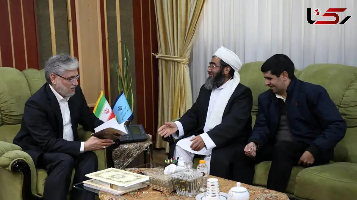 ملاقات وزیر علوم با پدر امیرمحمد خالقی پس از بخشش قاتل