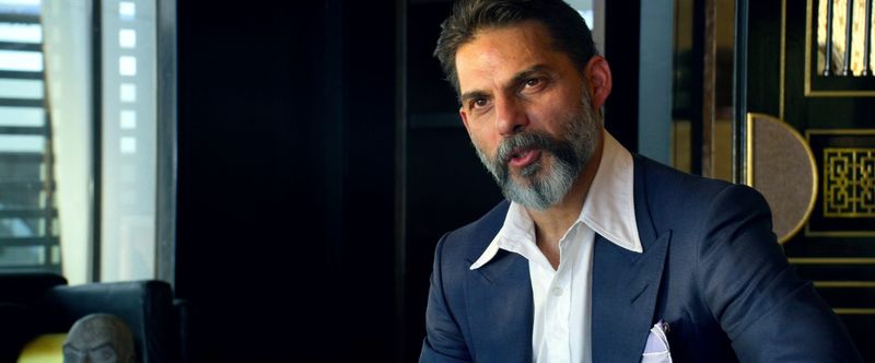 بخش هایی از بازی پیمان معادی در six undeground فیلم 