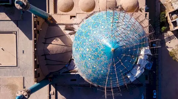 عکس های مرمت گنبد مسجد امام فتوشاپ است / دو عکس قبل و بعد، از زوایای مختلفی گرفته شده اند + صوت