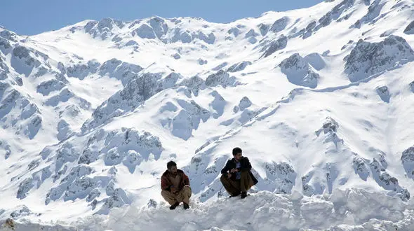 روستای زیبا گویله مریوان در زمستان + فیلم 