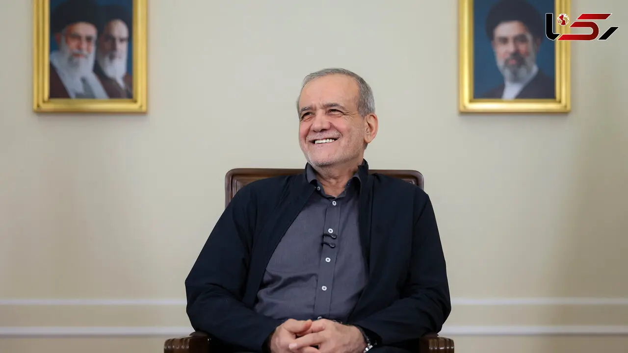 فیلم/ نگاهی به خانه و محله‌ی مادری دکتر مسعود پزشکیان در محله دوقوز پله ارومیه/حیاطی با صفا و پر از درخت انگور و ماشین معمولی در حیاط