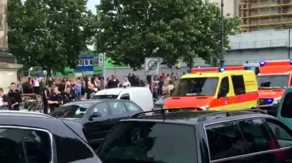 تیراندازی در نزدیکی کلیسای جامع برلین + عکس 