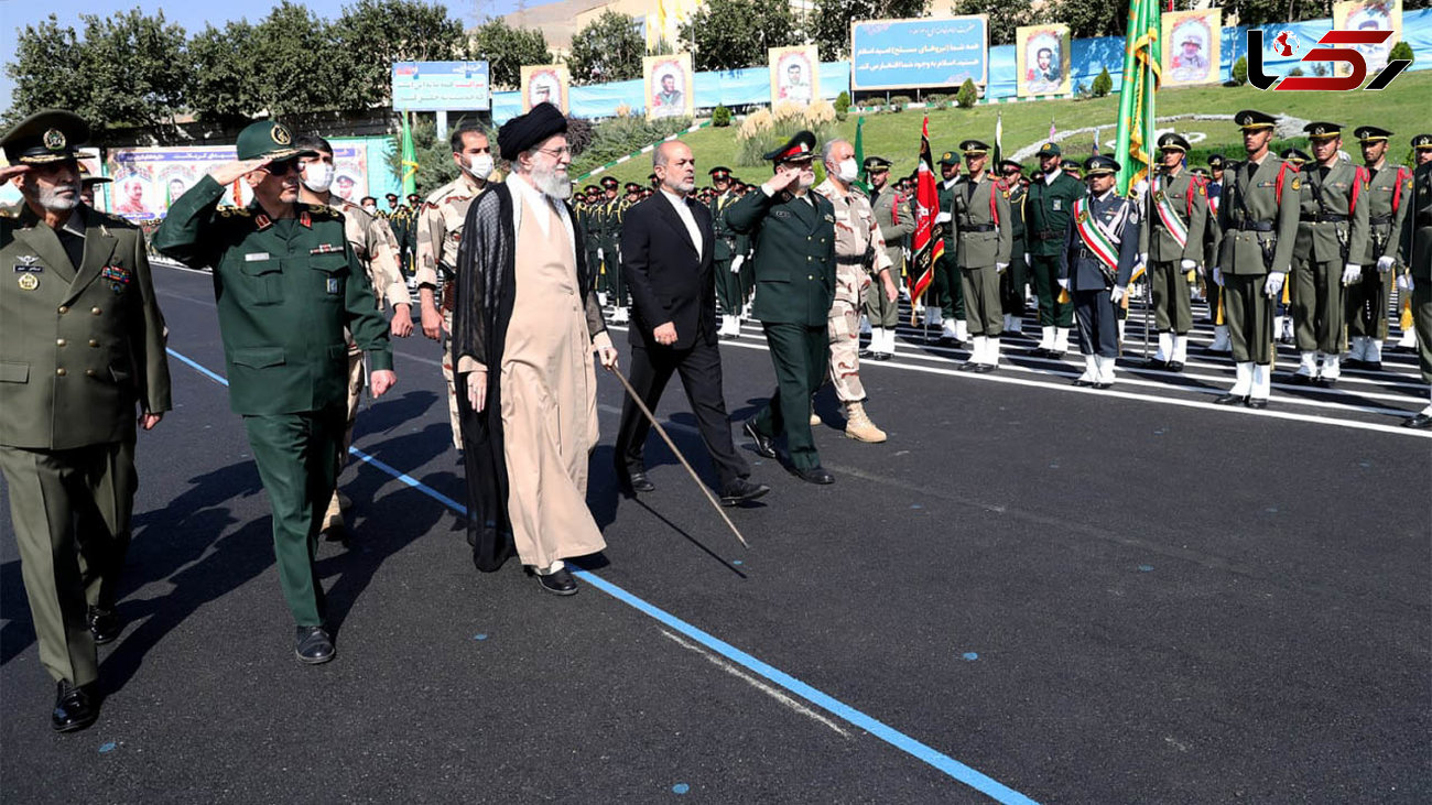 چالش بزرگ حضور بدل رهبر انقلاب در مراسم دانشکده افسری ! + فیلم رهبری بدل دارد ؟!