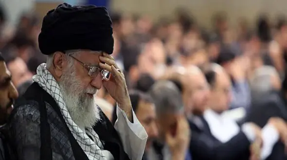فیلم دیده نشده از حضور آیت الله خامنه‌ای سر صحنه فیلمبرداری یک فیلم سینمایی