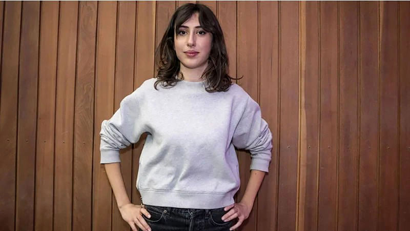 «سیسیلیا سالا» که برای روزنامه «فوگلیو» و شرکت پادکست «کورا مدیا» کار می کند، ۱۹ دسامبر(۲۹ آذر) در تهران بازداشت ، اما دستگیری او روز جمعه هفتم دی ۱۴۰۳ علنی شد.
