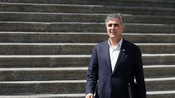 استعفای محمدرضا فرزین تکذیب شد