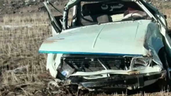 2 کشته و 5 مجروح حاصل برخورد پژو پارس با پیکان در دهنو