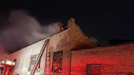 آتش سوزی در کارخانه خیابان فداییان اسلام /  مهار آتش پس از 4 ساعت !