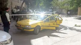 عکس های صحنه تیرباران زن مشهدی داخل تاکسی زرد رنگ توسط شوهرش / با فرار راننده قاتل خودش را هم خلاص کرد 