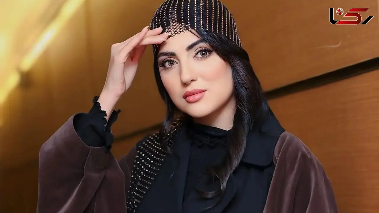 سلفی هلیا امامی با بابانوئل و استقبال زودهنگام این هنرمند از سال نو میلادی و کریسمس!