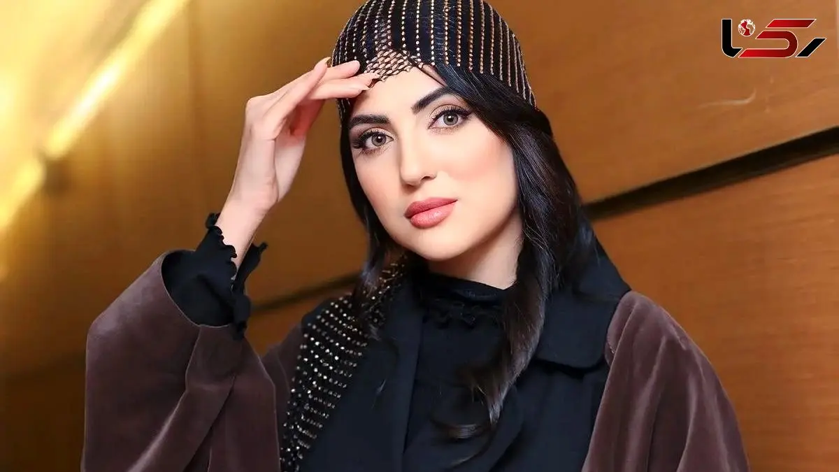 سلفی هلیا امامی با بابانوئل و استقبال زودهنگام این هنرمند از سال نو میلادی و کریسمس!