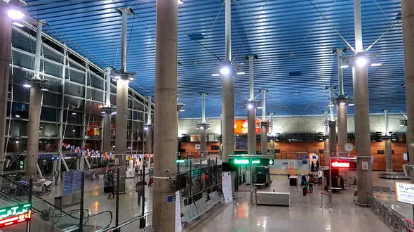 بازدید سر زده وزیر راه از فرودگاه امام خمینی (ره) + فیلم