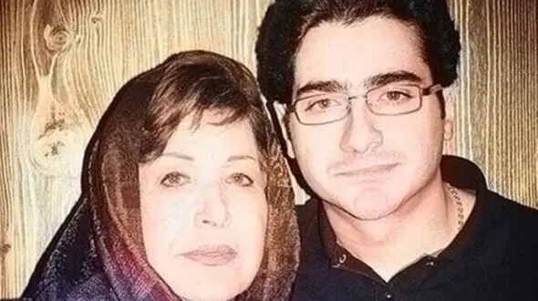 فیلم آواز خوانی احساسی و جگرسوز همایون شجریان، پسر خسرو آواز ایران سر مزار ... + تشکر و قدردانی از همدلی مردم مهربان ایران