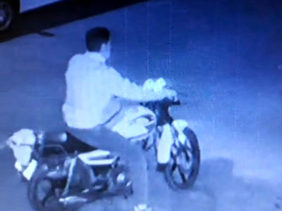 فلیم لحظه سرقت شبانه از خانه خانم خبرنگار حوادثی در  سعادت آباد تهران ! / خودش نوشت : این خانه دیگر برای من و دختران کوچکم امن نیست !