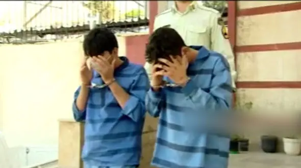 دستگیری باند دزدان شب رو به خانه های تهرانی ها + فیلم گفتگو با سارقان سریالی