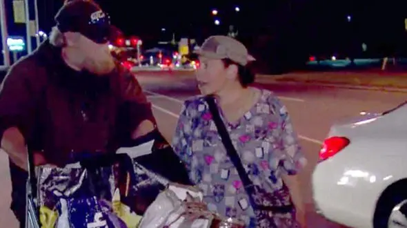 کارتن‌ خوابی دختر جری لوئیس بازیگر معروف ثروتمند + عکس